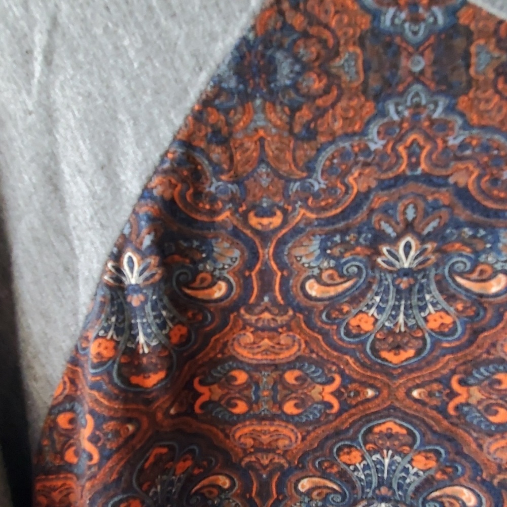 Lularoe Randy - Picture 2 of 2